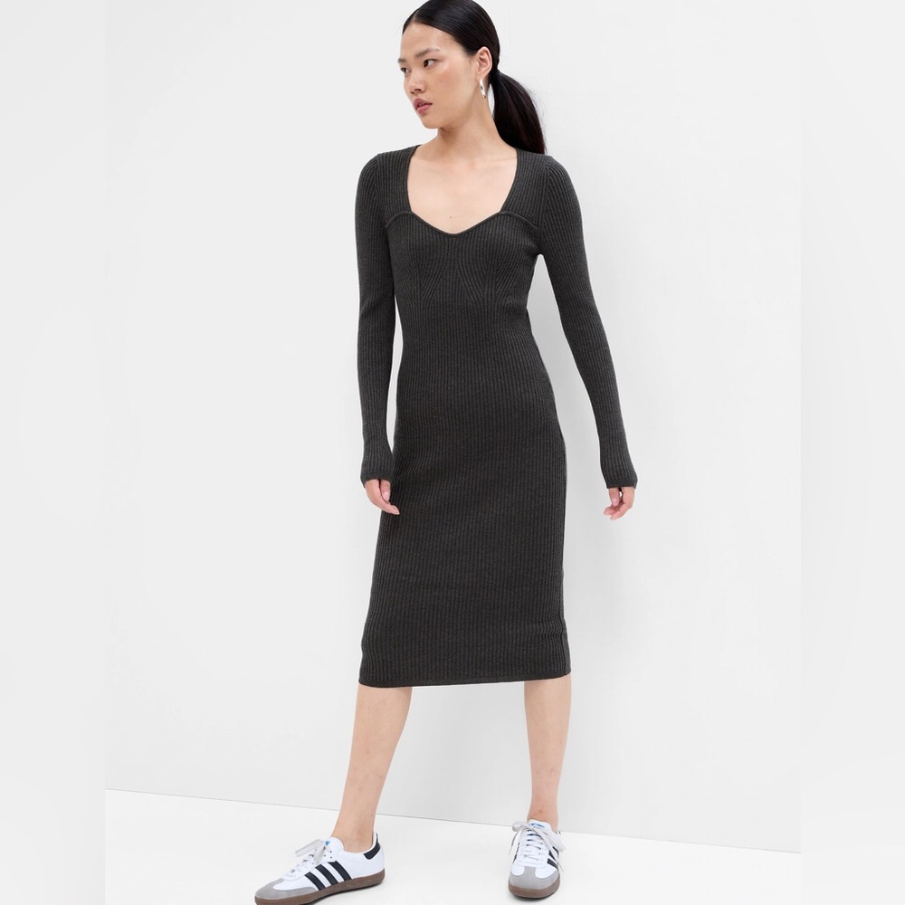 Sweetheart Sweater Midi Dress